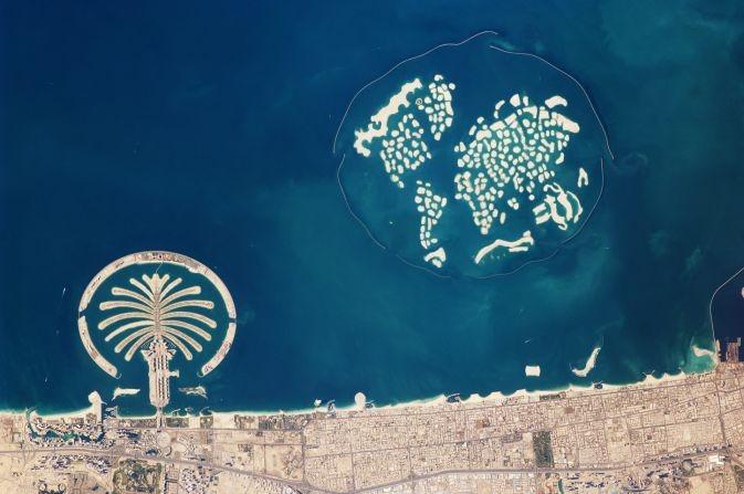 https://media.cnn.com/api/v1/images/stellar/prod/170517153130-dubai-aerial-shot-artificial-islands.jpg?q=w_1445%2Ch_960%2Cx_0%2Cy_0%2Cc_fill%2Fh_447